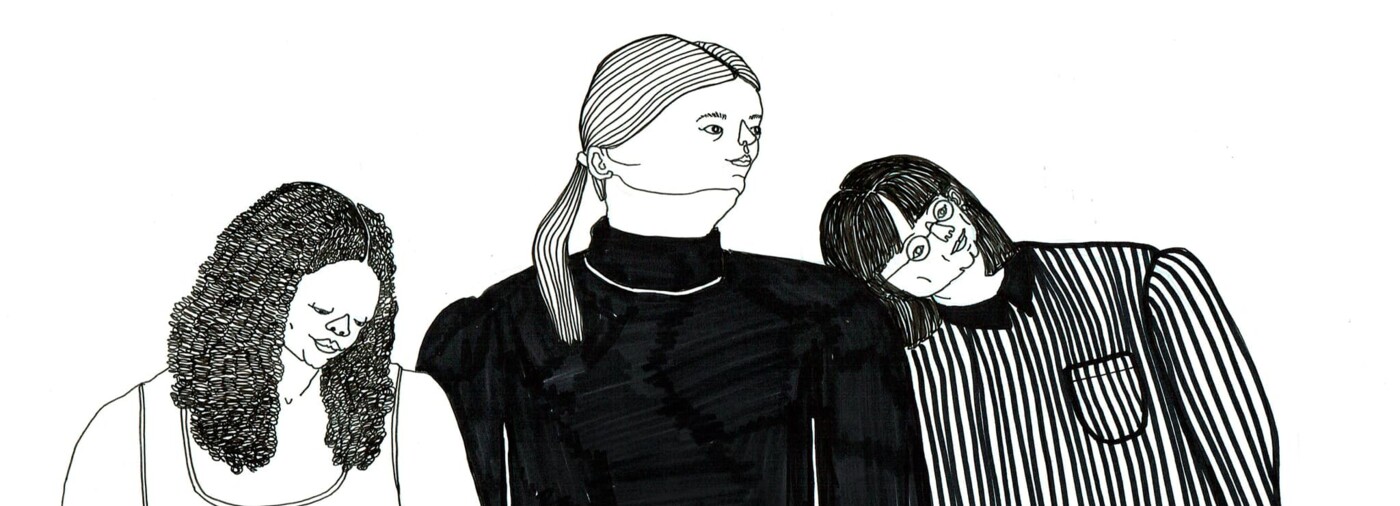 Illustrerad bild i svartvitt. Tre kvinnor